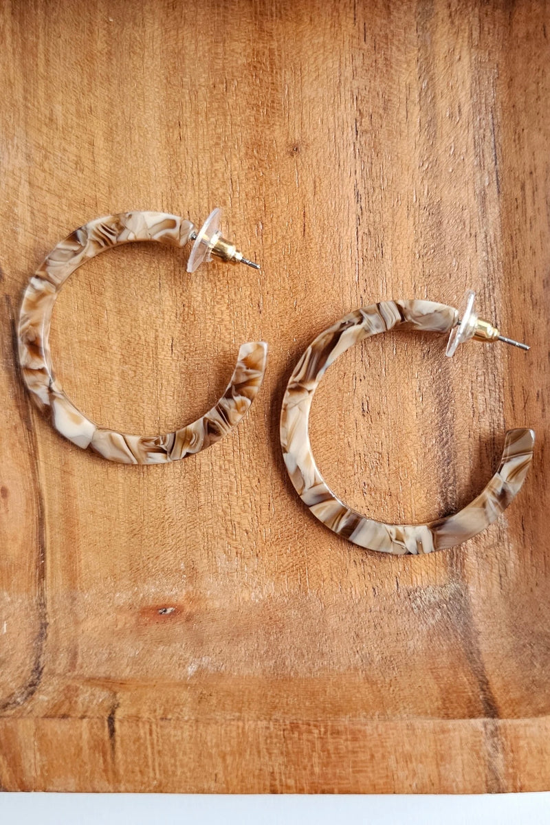 CAMY HOOP EARRINGS HICKORY BROWN