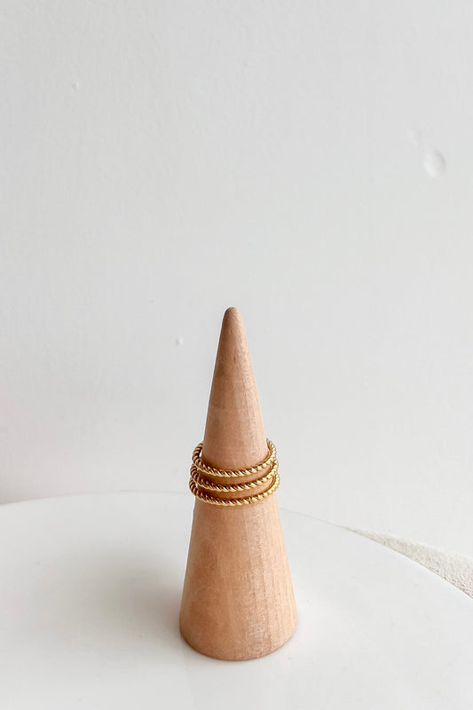 THE ISLA RING