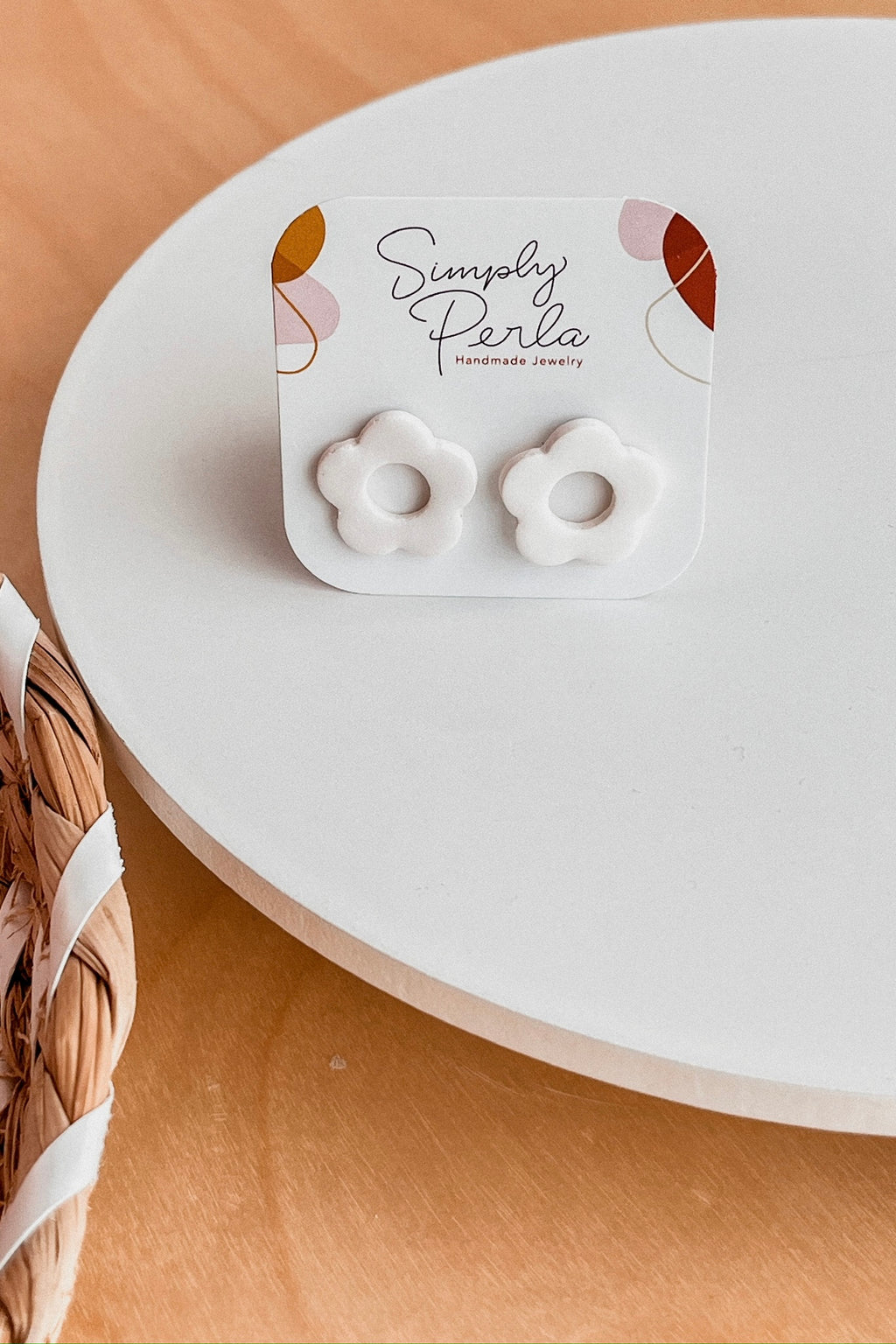 DAISY STUDS IVORY