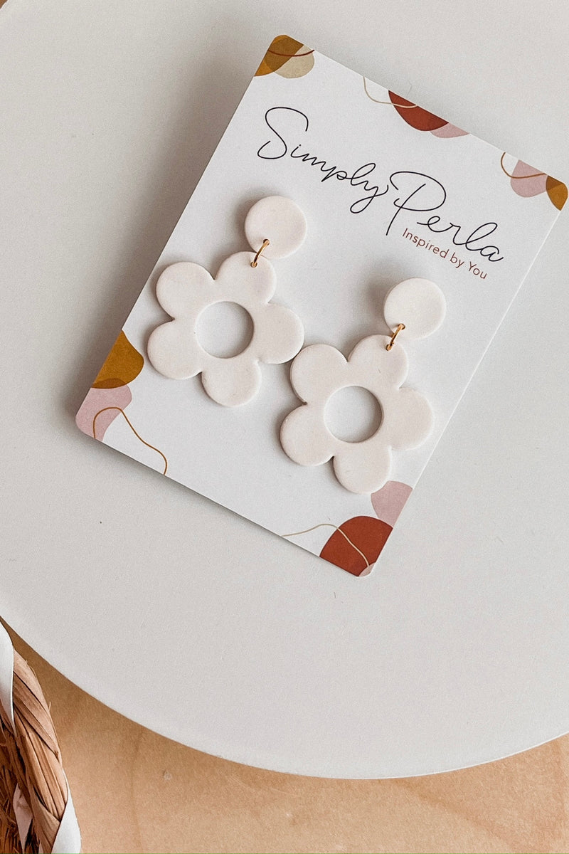 DAISY DANGLES IVORY