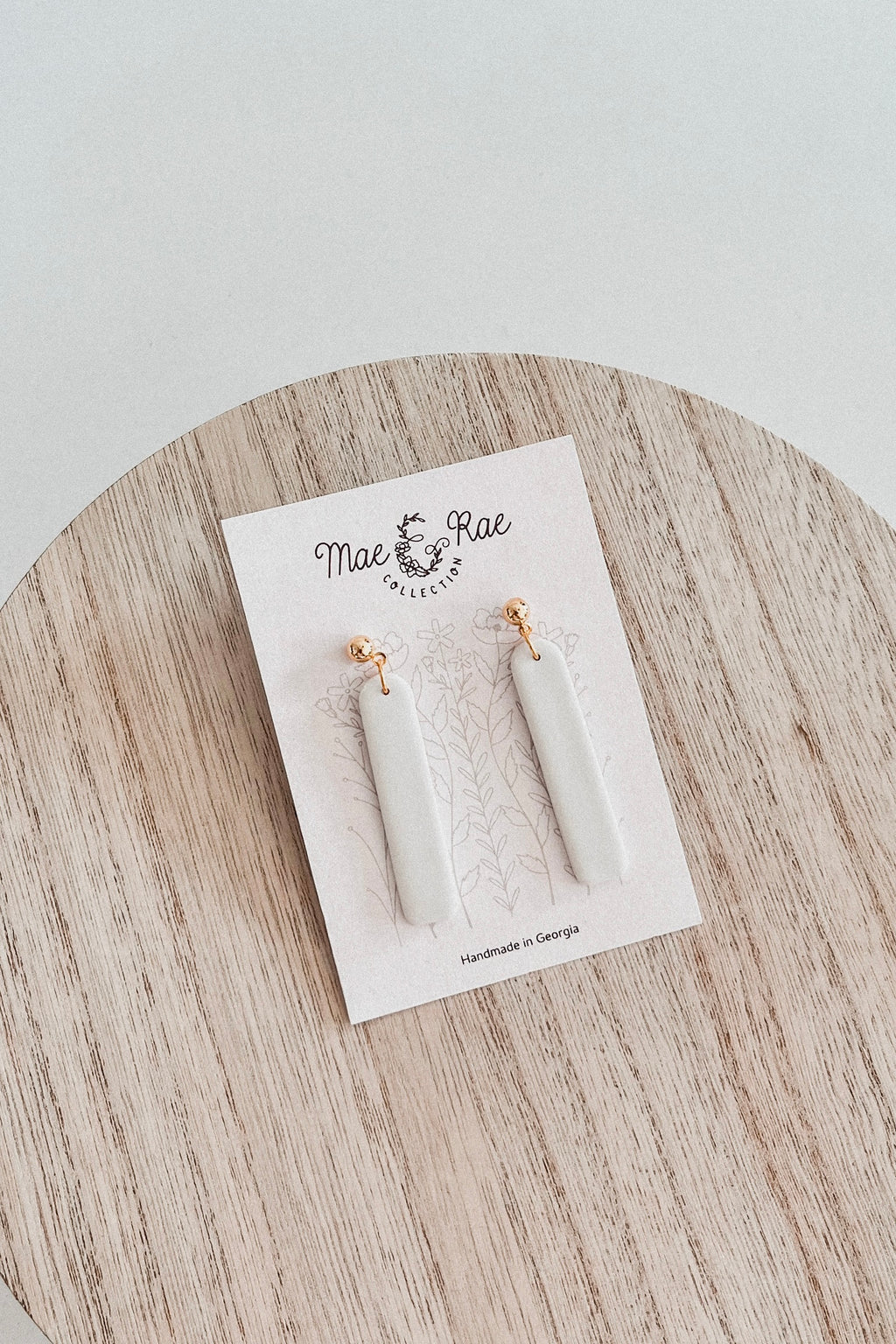 SKINNY DANGLE EARRINGS CREAM