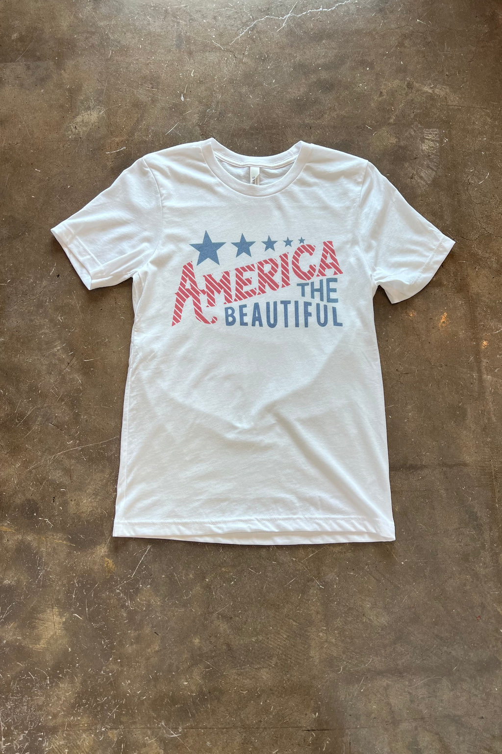 AMERICA THE BEAUTIFUL GRAPHIC TEE